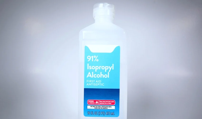 Che cos’è l’alcol isopropilico e perchè è importante nella stampa 3D