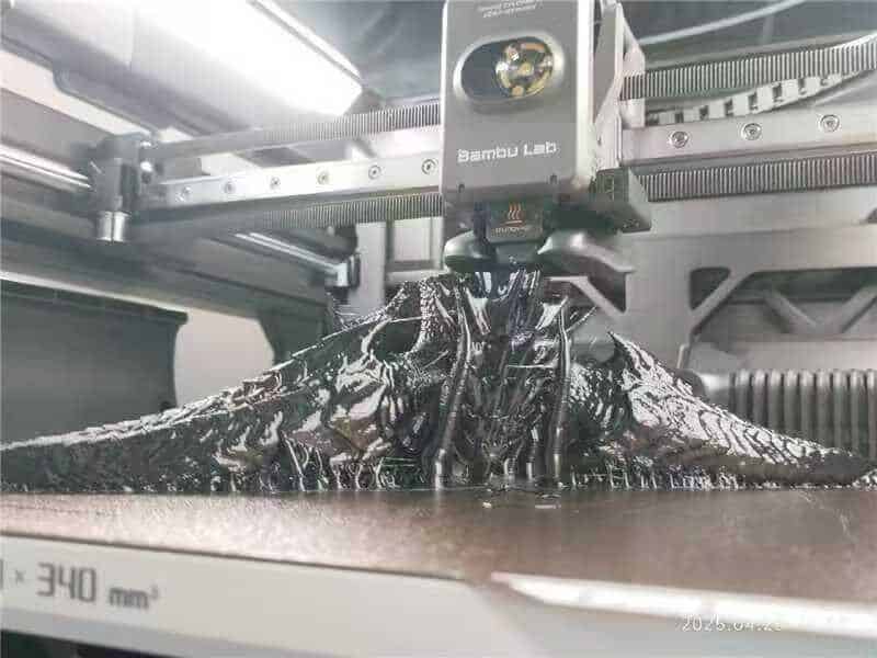 Bambu Lab: trapelata immagine di una nuova stampante 3D a singolo estrusore